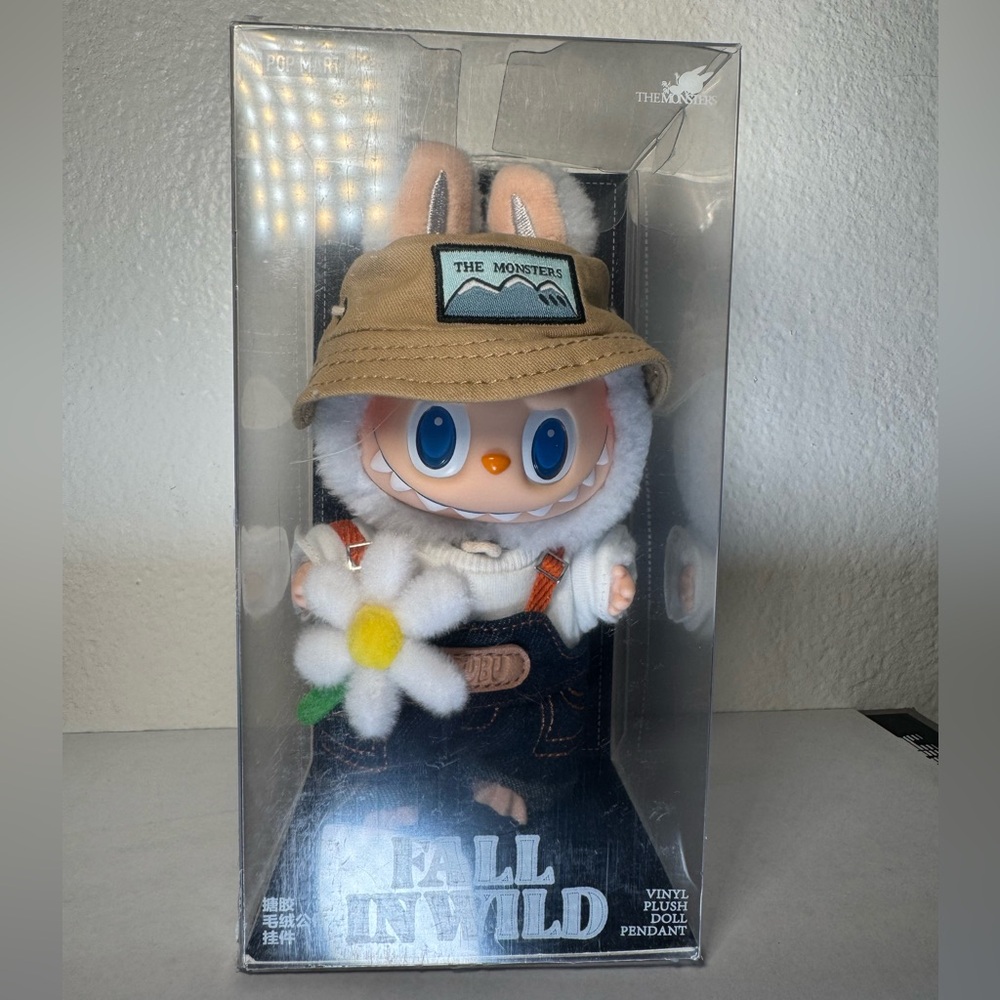 POP MART “Fall in Wild” Labubu